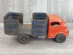 Structo Toys Wind Up Truck, 13”