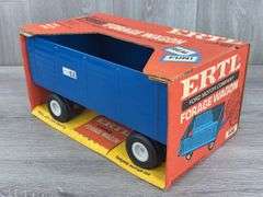 Ford The Big Blue Forage Wagon, 1/12, Ertl