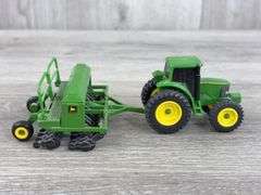 John Deere MFWD & 1560 Grain Drill, 1/64, Ertl