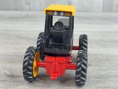 Versatile 256 4WD, 1/32, Scale Models