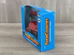 Case IH 2166 Axial-Flow Combine, 1/64, Ertl, Farm Country