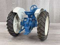 Ford 4000 WF, 1/12, Ertl, 3 PT., Missing Muffler