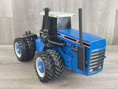 Ford 1156 Versatile 4WD Duals, 1/16, Scale Models