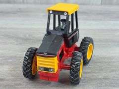 Versatile 256 4WD, 1/32, Scale Models