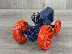 English Fordson, 1/16, 1990 Canadian Int. Farm Equipment Show