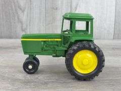 John Deere 4430 NF, 1/32, Ertl