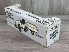 Coast To Coast Lawn & Garden Set, 1/16, Ertl