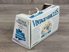 IH McCormick Farmall 300 NF, 1/43, Ertl, Vintage Vehicles