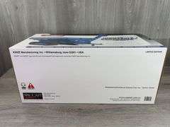 Kinze 1050 Sof-Trak Harvest Commander Grain Wagon, 1/16