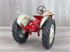 Ford 961 Powermaster NF Farm Set, Shed, 1/12, Hubley