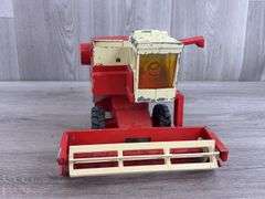 International 915 Hydrostatic Combine, 1/20, Ertl