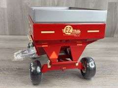 E-Z Trail Model 500 Gravity Wagon, 1/16, Limited Edition