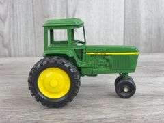 John Deere 4430 NF, 1/32, Ertl