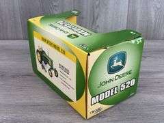 John Deere 520 WF, 1/16 & 1/64, Ertl Britains