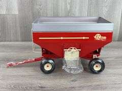 E-Z Trail Model 500 Gravity Wagon, 1/16, Limited Edition