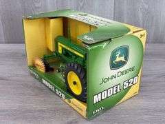 John Deere 520 WF, 1/16 & 1/64, Ertl Britains
