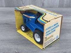 Ford LGT 145 Lawn & Garden Tractor, 1/12, Ertl, Stock #808