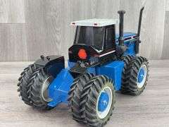 Ford 846 Versatile 4WD Duals, 1/16, Scale Models