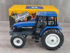 New Holland 8260 MFD, 1/16, 1997 NFTS, Toy Farmer