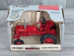 IH McCormick Farmall Cub WF, 1/16, 1989 1st Edition
