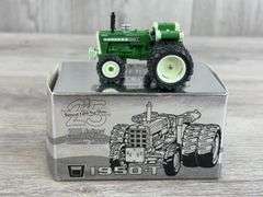 Oliver 1950-T MFD Duals, 1/64, 2002 NFTS, Toy Farmer