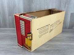 Ford 961 Powermaster NF Farm Set, Shed, 1/12, Hubley