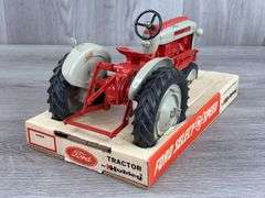 Ford 961 Select-O-Speed NF, 1/12, Hubley, Original Box