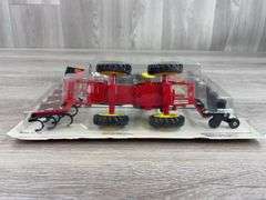 Versatile 256/276 4WD Tractor & Accessories, 1/32