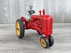 Massey Harris 44 NF W/Driver, Box Is Barn, 1/16, King