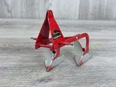 Dearborn 2 Bottom Plow, 1/12, Slik