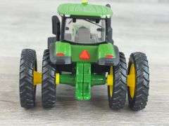 John Deere 7290R MFD Duals, 1/64, 2015 Farm Show