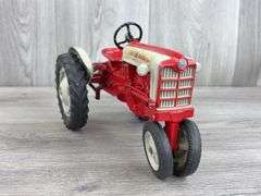 Ford 961 Powermaster NF Farm Set, Shed, 1/12, Hubley