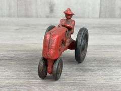 Arcade Tractor W/Driver, 3 3/4”