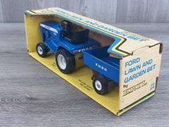 Ford LGT 145 Lawn & Garden Set, 1/12, Ertl, Stock #814