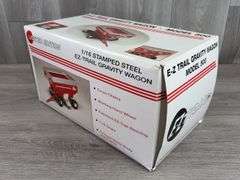 E-Z Trail Model 500 Gravity Wagon, 1/16, Limited Edition