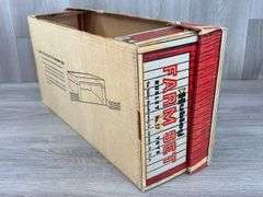 Ford 961 Powermaster NF Farm Set, Shed, 1/12, Hubley