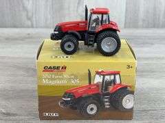 Case IH Magnum 305 Duals/Triples, 1/64, 2010 Farm Show