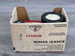 International 666 WF Mini-Tractor, 1/32, Ertl Toys