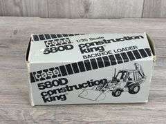 Case 580D Construction King Backhoe/Loader, 1/35