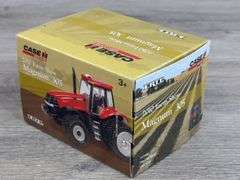 Case IH Magnum 305 Duals/Triples, 1/64, 2010 Farm Show