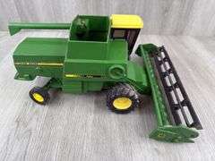 John Deere Titan Turbo Combine, 1/24, Ertl