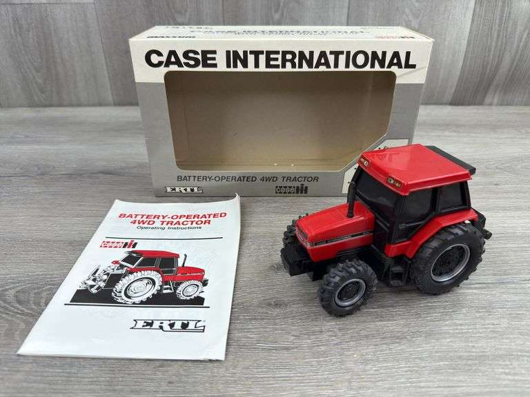 Case International 5130 4WD, 1/32, Battery Operated