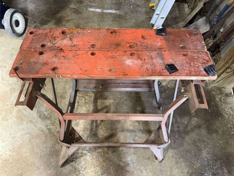 Black & Decker Work Bench-29”Wx27”Dx33”H