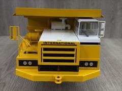 International 350 Pay Hauler, 1/25, First Gear