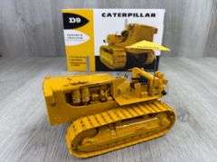 Caterpillar D9 Track-Type Tractor, 1/25, First Gear