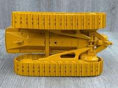 Caterpillar D9 Track-Type Tractor, 1/25, First Gear