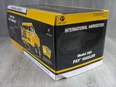 International 350 Pay Hauler, 1/25, First Gear