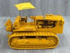 Caterpillar D9 Track-Type Tractor, 1/25, First Gear