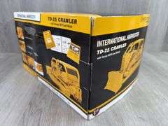 International TD-25 Crawler W/Sweep ROPS & Winch, 1/25