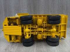 International 350 Pay Hauler, 1/25, First Gear